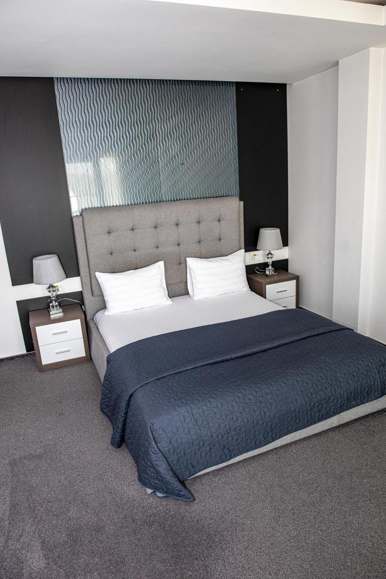 Complex Noblesse Hotel Vászló Kültér fotó