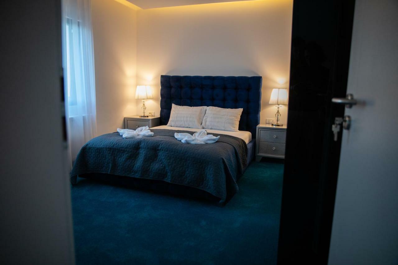Complex Noblesse Hotel Vászló Kültér fotó